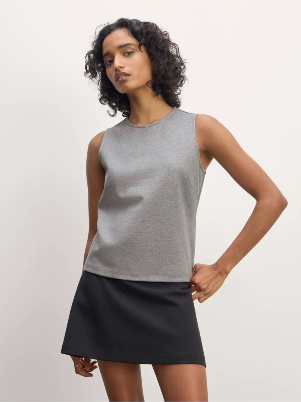 Everlane Organic Muscle Tee / Tank in Heather Grey Sleeveless Supima Cotton